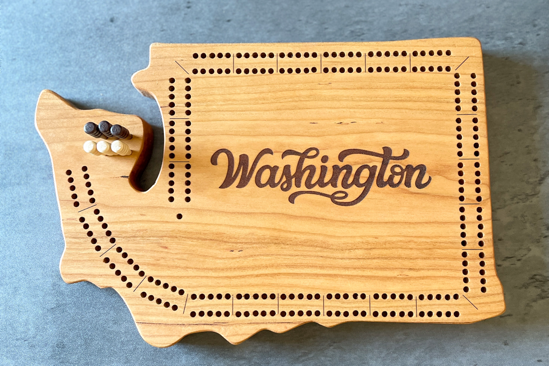 Washington State WA Cribbage outlet Board, Includes Pegs!